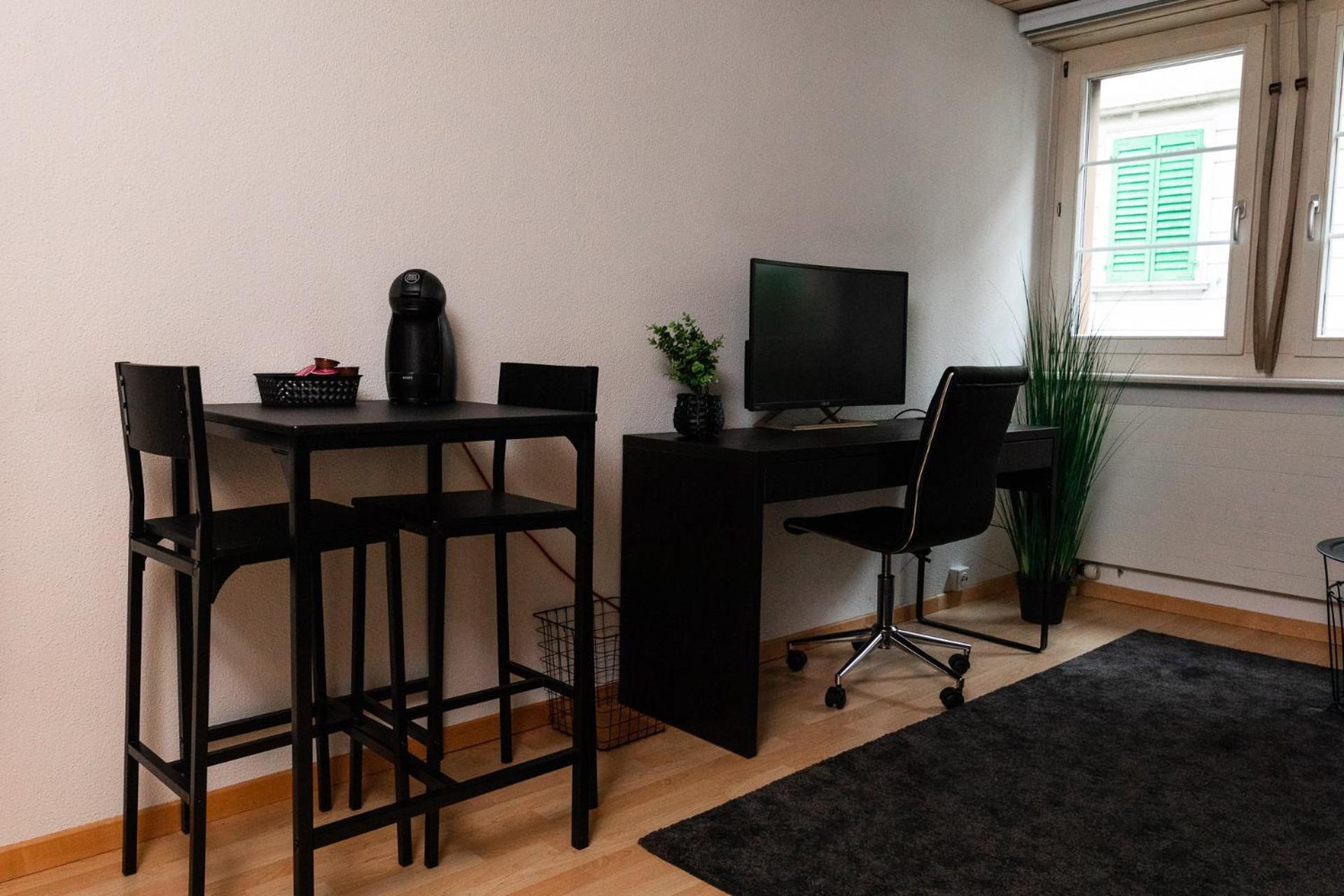 Citycenter Apartment With Parking Люцерн Екстериор снимка