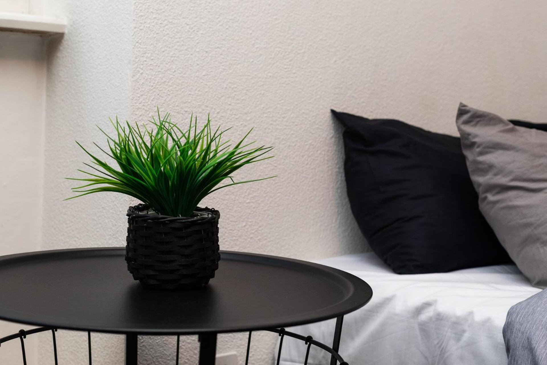 Citycenter Apartment With Parking Люцерн Екстериор снимка